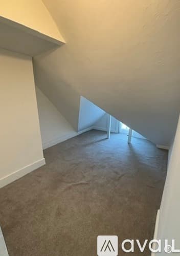 Saugus Apartment: 25 Jackson St