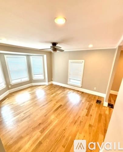 Saugus Apartment: 25 Jackson St