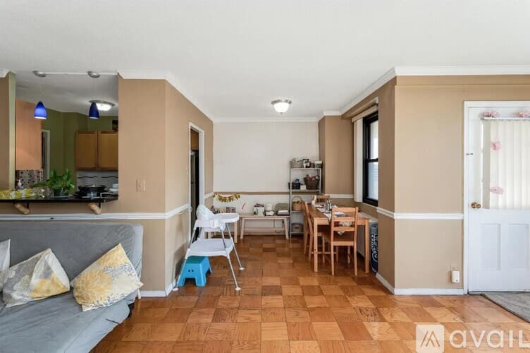 Jersey City Condo: 201 Saint Pauls Avenue