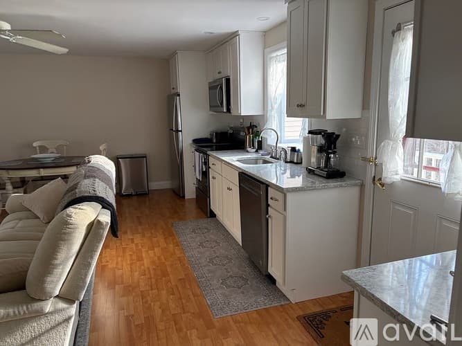 Kennebunk Apartment: 24 Lockwood Dr