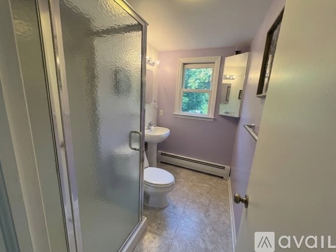 Norwalk House: 24 Friendly Road
