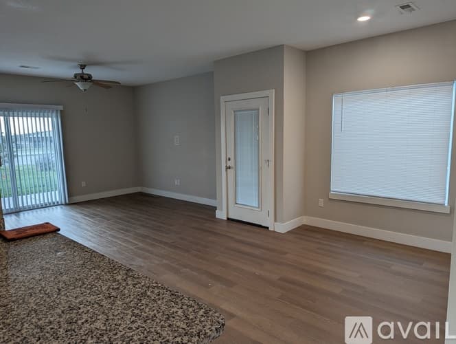 Wichita Townhome: 8012 East 34th Court South