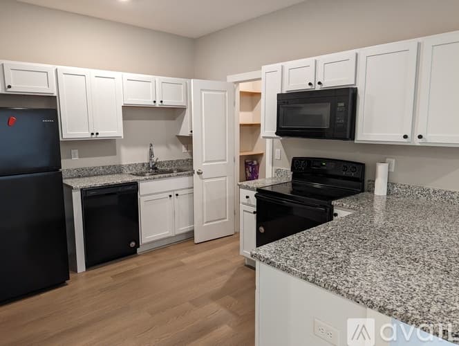 Wichita Townhome: 8012 East 34th Court South
