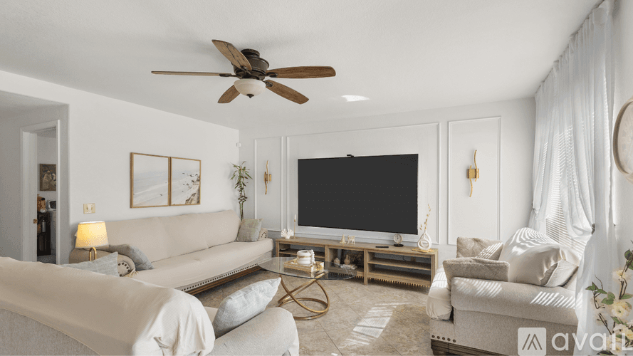 Peoria House: 9139 W Gelding Dr