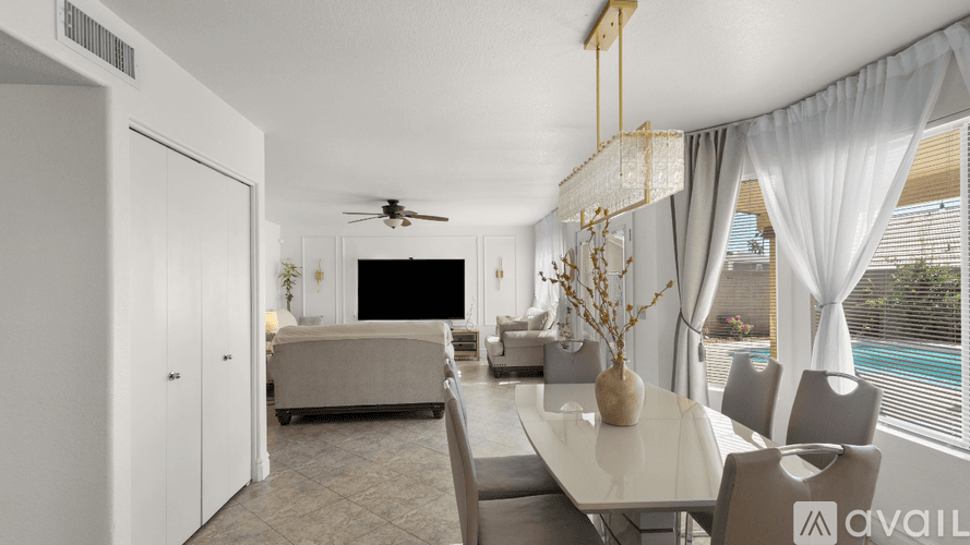 Peoria House: 9139 W Gelding Dr