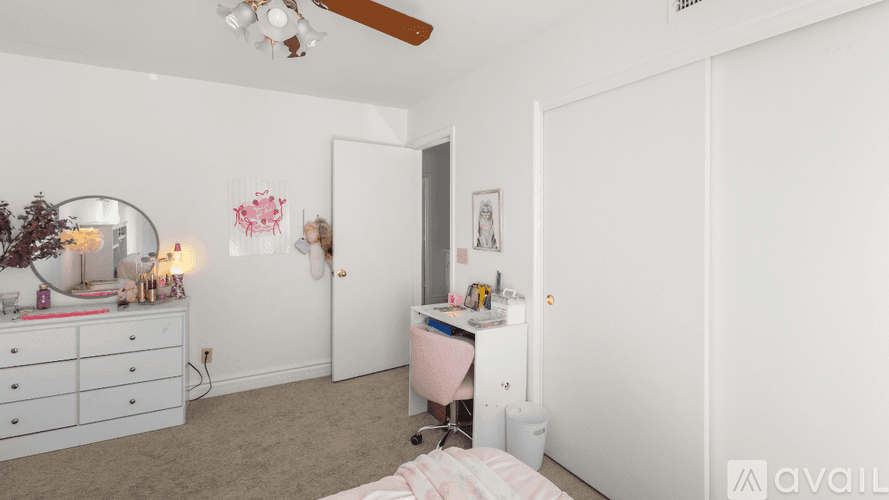 Peoria House: 9139 W Gelding Dr