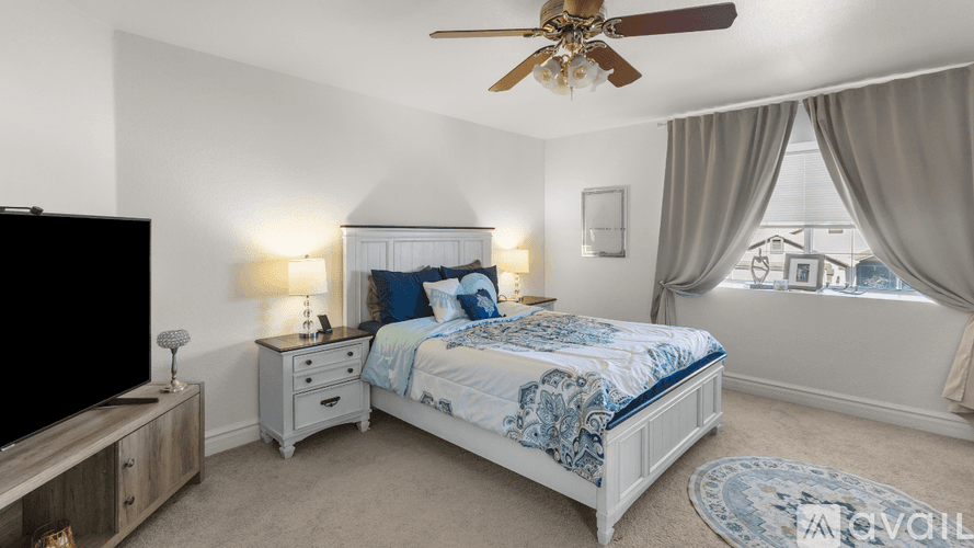 Peoria House: 9139 W Gelding Dr