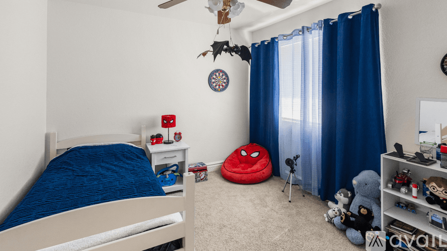 Peoria House: 9139 W Gelding Dr