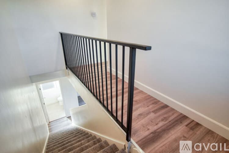 Watsonville Townhome: 23 Ihlam Place