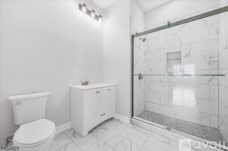 High Bridge Apartment: 1 Main St