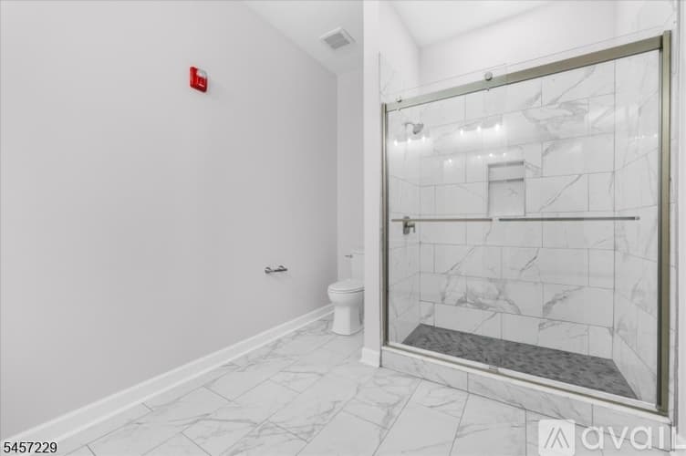 High Bridge Apartment: 1 Main St
