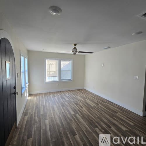 Tampa House: 3404 North Avon Avenue