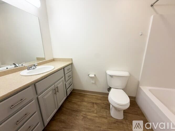 Dedham Apartment: 323 Washington St