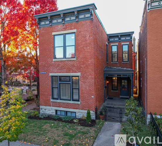 Newport House: 503 Lexington Avenue