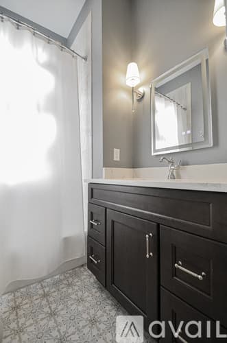 Newport House: 503 Lexington Avenue