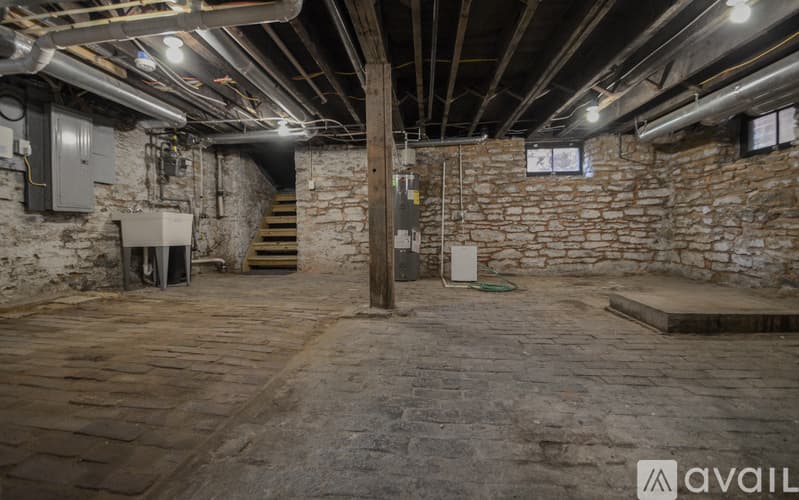 Newport House: 503 Lexington Avenue