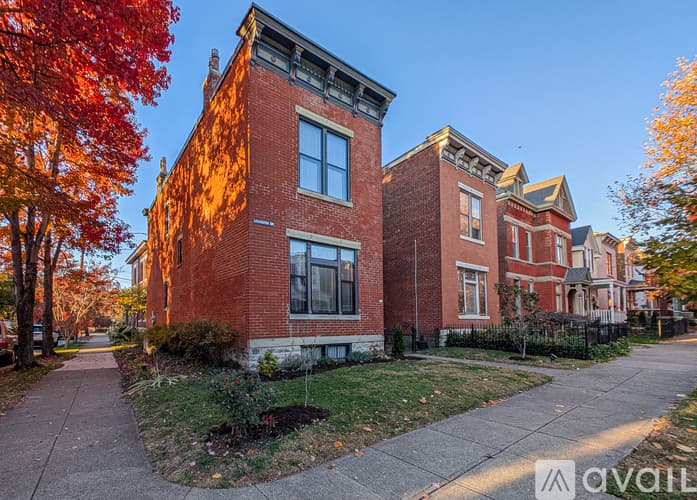Newport House: 503 Lexington Avenue