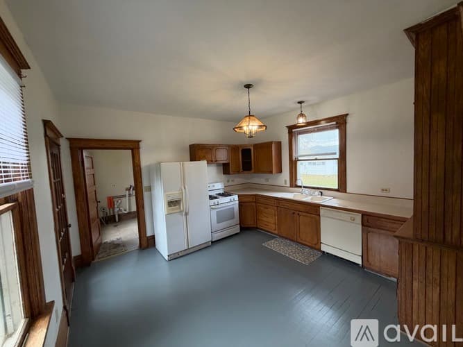 Woodstock Apartment: 7920 Mason Hill Rd