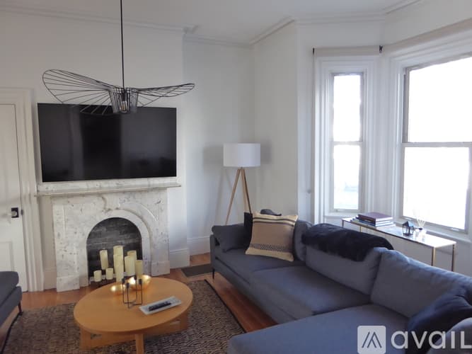 Boston House: 39 Marine Road