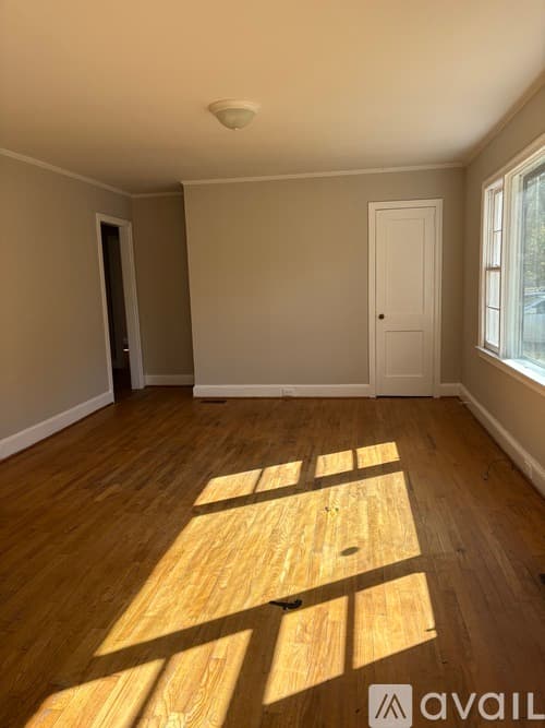 Rock Hill House: 645 Stonewall Ct