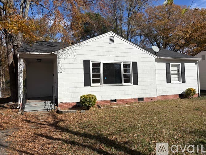 Rock Hill House: 645 Stonewall Ct