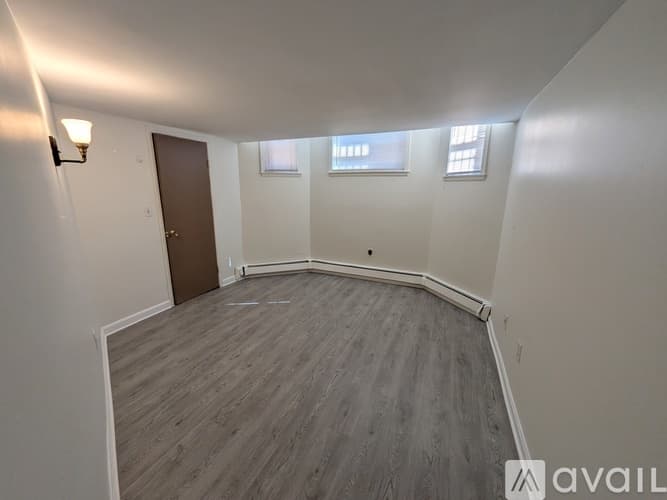 Boston Apartment: 148 Sutherland Road