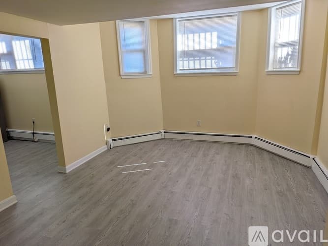 Boston Apartment: 148 Sutherland Road