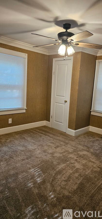 Shelby House: 500 Brookside Dr