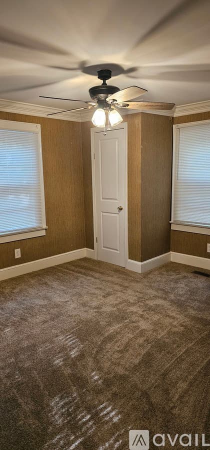 Shelby House: 500 Brookside Dr