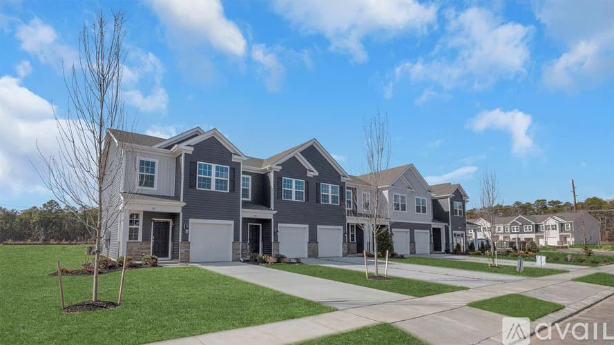 Egg Harbor Township Townhome: 268 Hermosa Dr