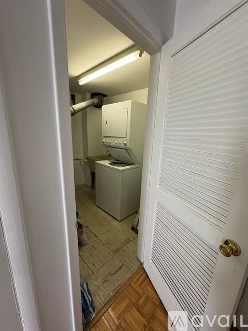 Philadelphia Apartment: 2055 South Street