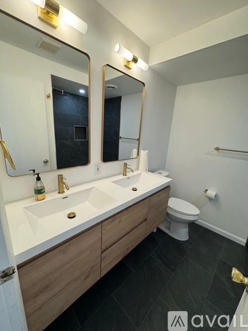 Philadelphia Apartment: 2055 South Street