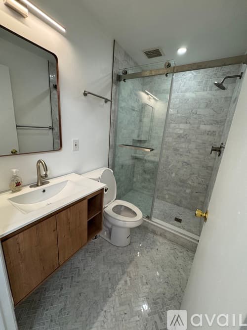Philadelphia Apartment: 2055 South Street