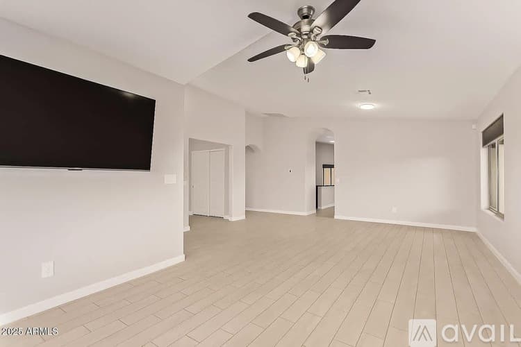 Phoenix House: 15461 South 47th Place
