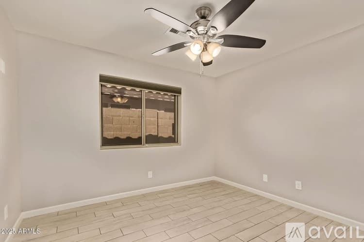 Phoenix House: 15461 South 47th Place