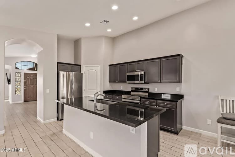 Phoenix House: 15461 South 47th Place