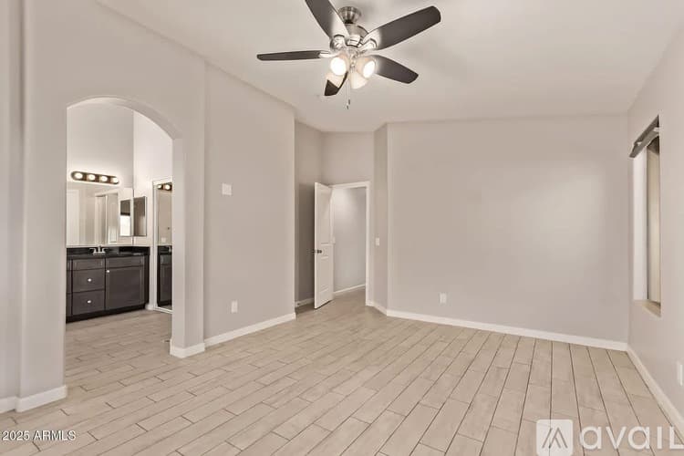 Phoenix House: 15461 South 47th Place