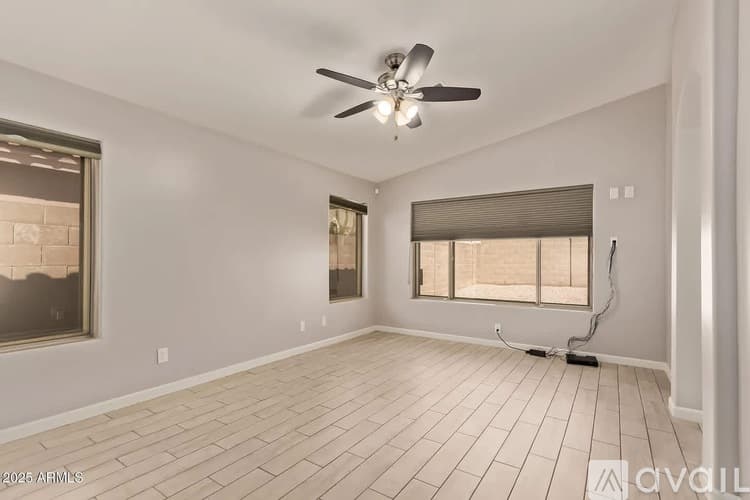 Phoenix House: 15461 South 47th Place