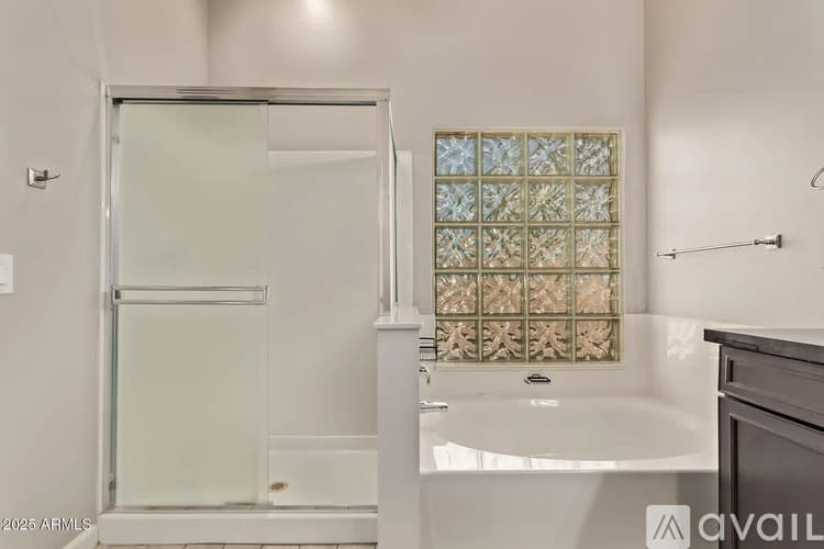 Phoenix House: 15461 South 47th Place