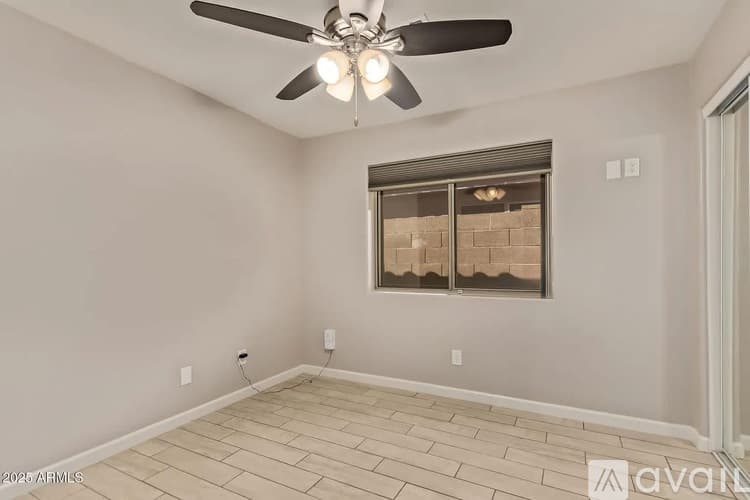 Phoenix House: 15461 South 47th Place
