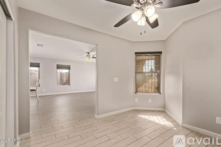 Phoenix House: 15461 South 47th Place