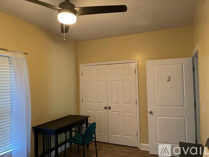 Atlanta House: 889 Beckwith St SW