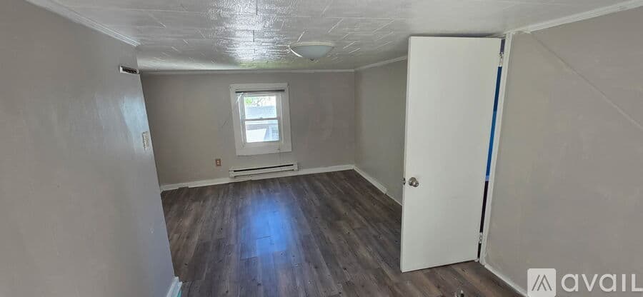 Albany Apartment: 17 Pierce Street