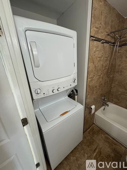 Philadelphia Apartment: 3133 Morning Glory Road