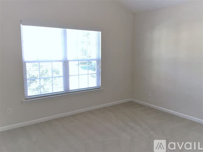 Pooler Townhome: 217 Durham Park Way