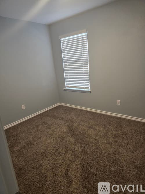Nolanville Townhome: 1905 Rosson St
