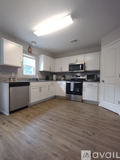 Brunswick House: 227 Saddle Brooke Trce
