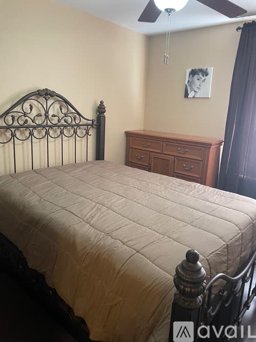 Phoenix House: 16640 North 10th Drive