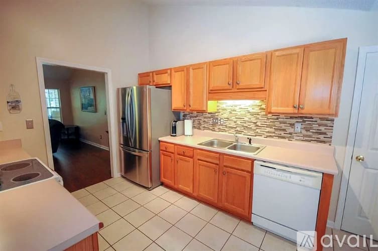 Tallahassee House: 1216 Pheasant Run Drive