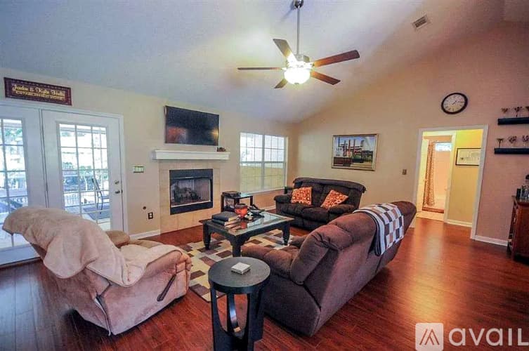 Tallahassee House: 1216 Pheasant Run Drive